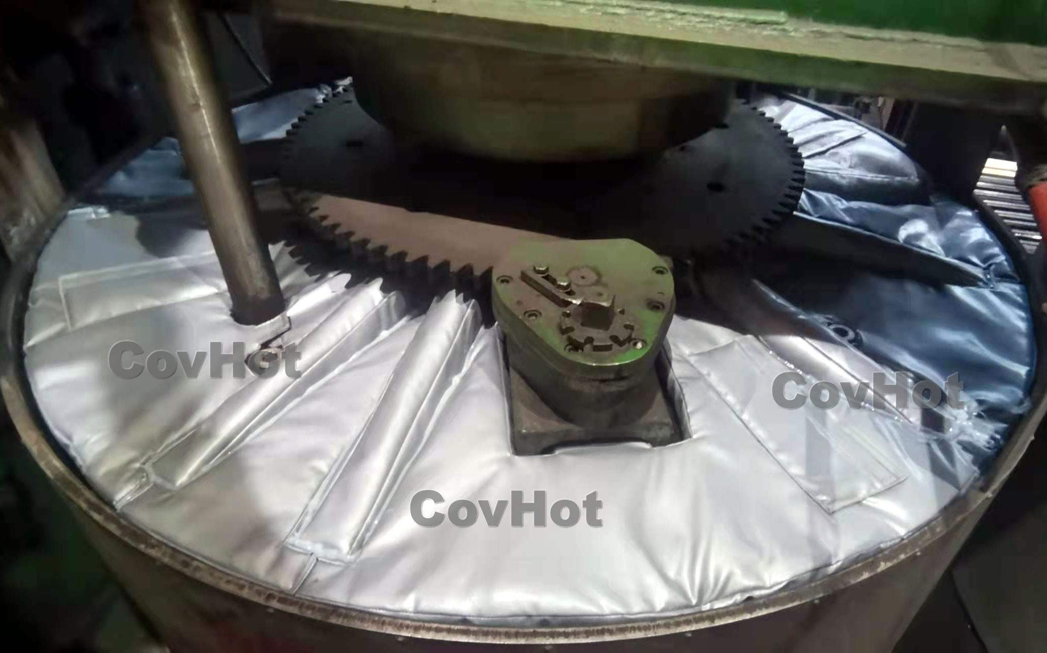 <a href=http://www.ltty168.cn/e/tags/?tagname=%E7%A1%AB%E5%8C%96%E6%9C%BA%E4%BF%9D%E6%B8%A9 target=_blank class=infotextkey>硫化機(jī)保溫</a>罩,硫化機(jī)蓋頂保溫