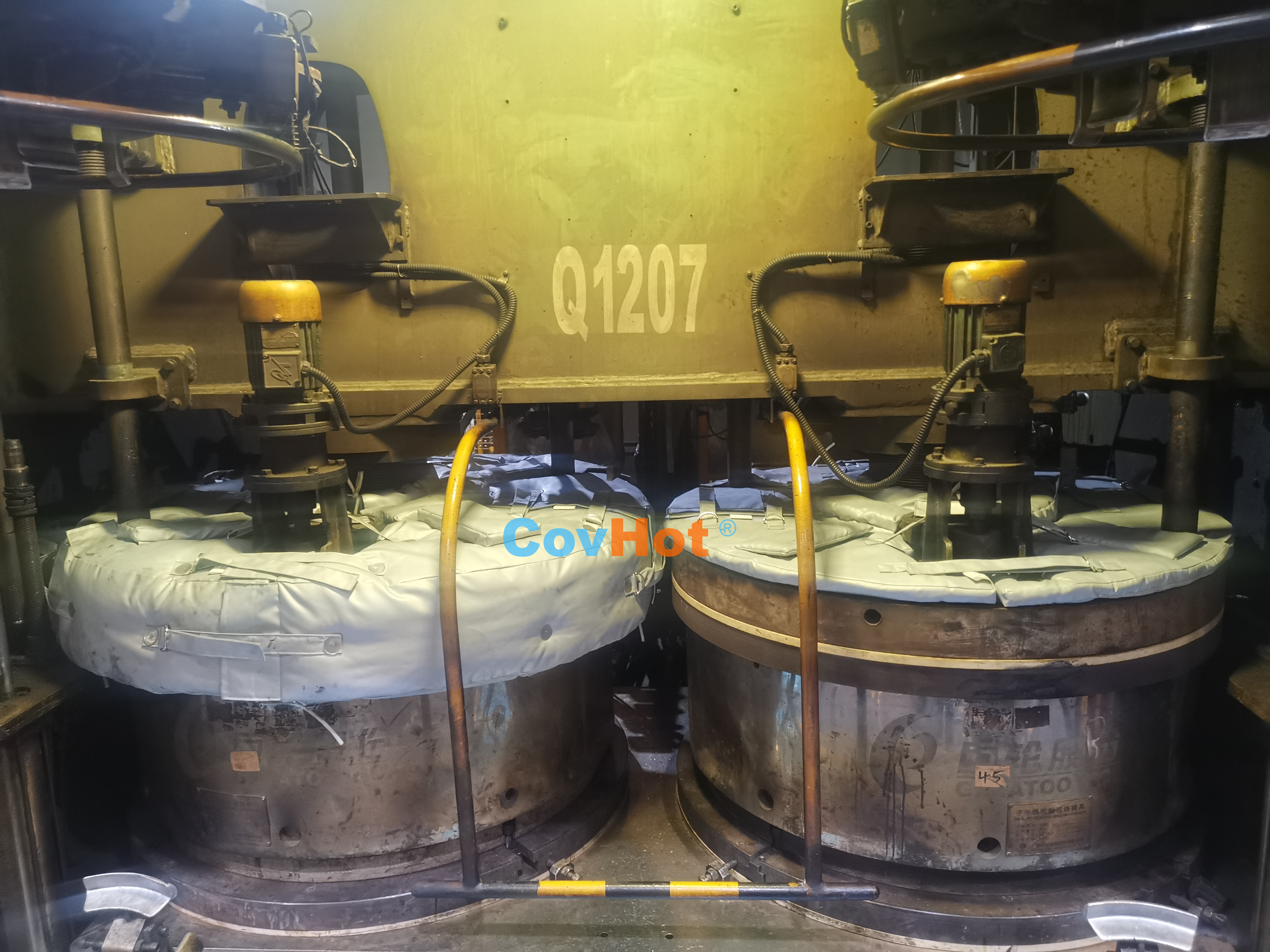 <a href=http://www.ltty168.cn/e/tags/?tagname=%E5%8F%AF%E6%8B%86%E5%8D%B8%E4%BF%9D%E6%B8%A9%E5%A5%97 target=_blank class=infotextkey>可拆卸<a href=http://www.ltty168.cn/e/tags/?tagname=%E4%BF%9D%E6%B8%A9%E5%A5%97 target=_blank class=infotextkey>保溫套</a></a>